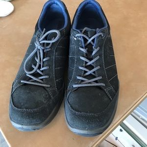 Ecco Navy blue men’s athletic shoes